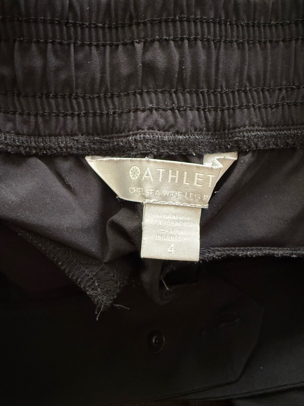 Athleta Black Wide-Leg Cargo Trousers - Picture 5 of 6